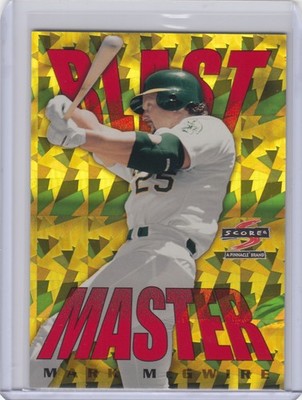 Mark McGwire  Insert   1997 Score  Blast Master #2  Cracked Ice  Cardinals