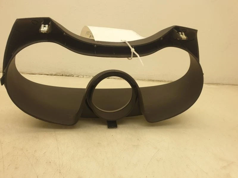 Toyota RAV4 2003 velocímetro tablero bisel montaje  Foto 4 de 4