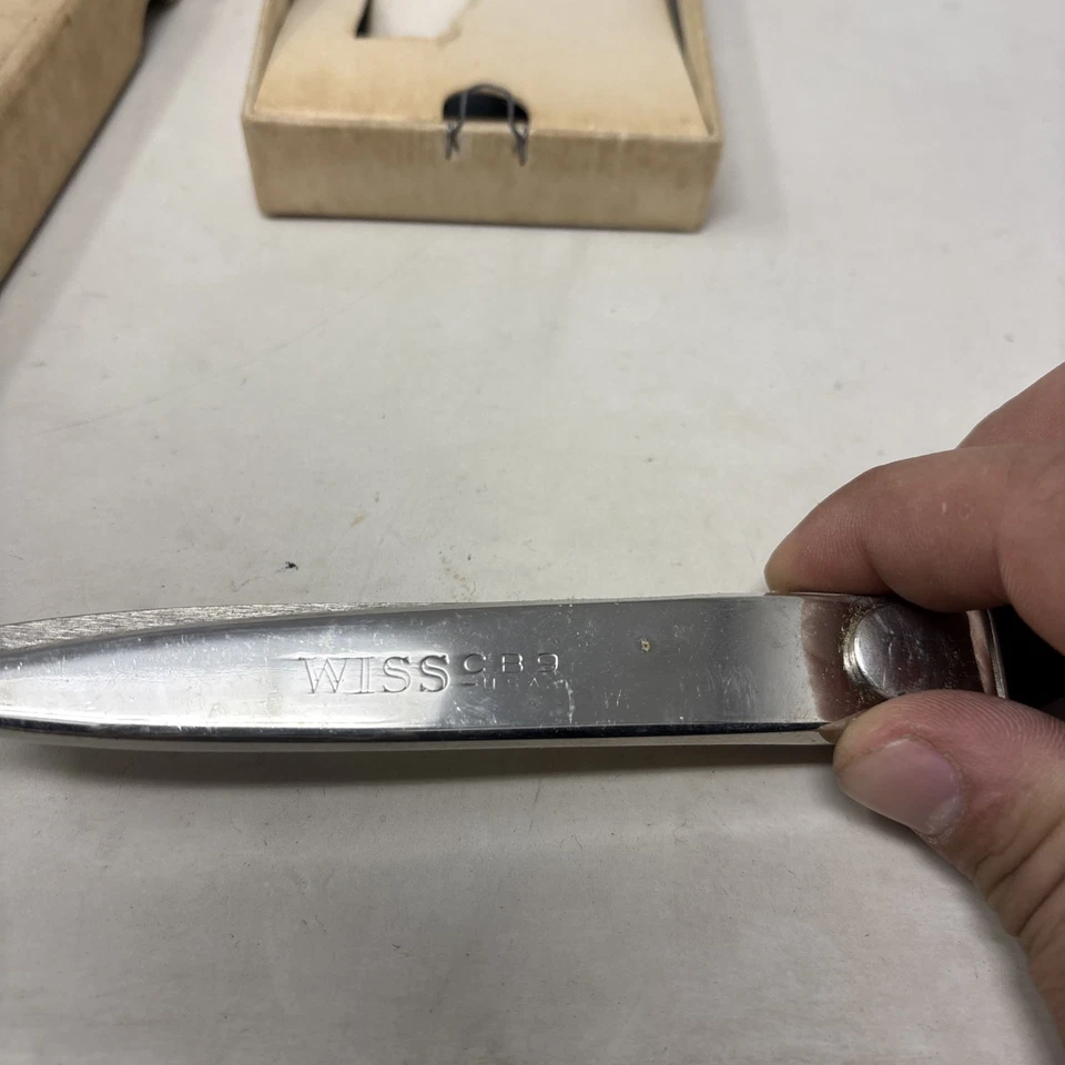 Vintage WISS Model CB9 Large / Heavy Duty 9" Pinking Shears Orginal Box USA - Image 3 of 4