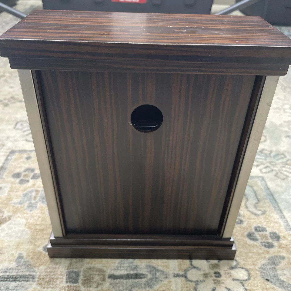 Bulova Wyndmere World Times Table Top Mantle Clock B2258 Airplane Second Hand - Image 2 of 4