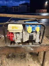 Honda Stephill 2.7 KVA   generator 110V/ 240V good runner ex fleet