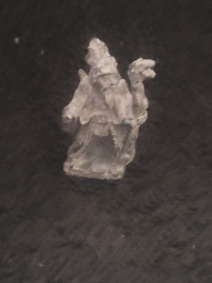 Heritage Miniatures Dungeon Dwellers 1200 (a) The Wizard