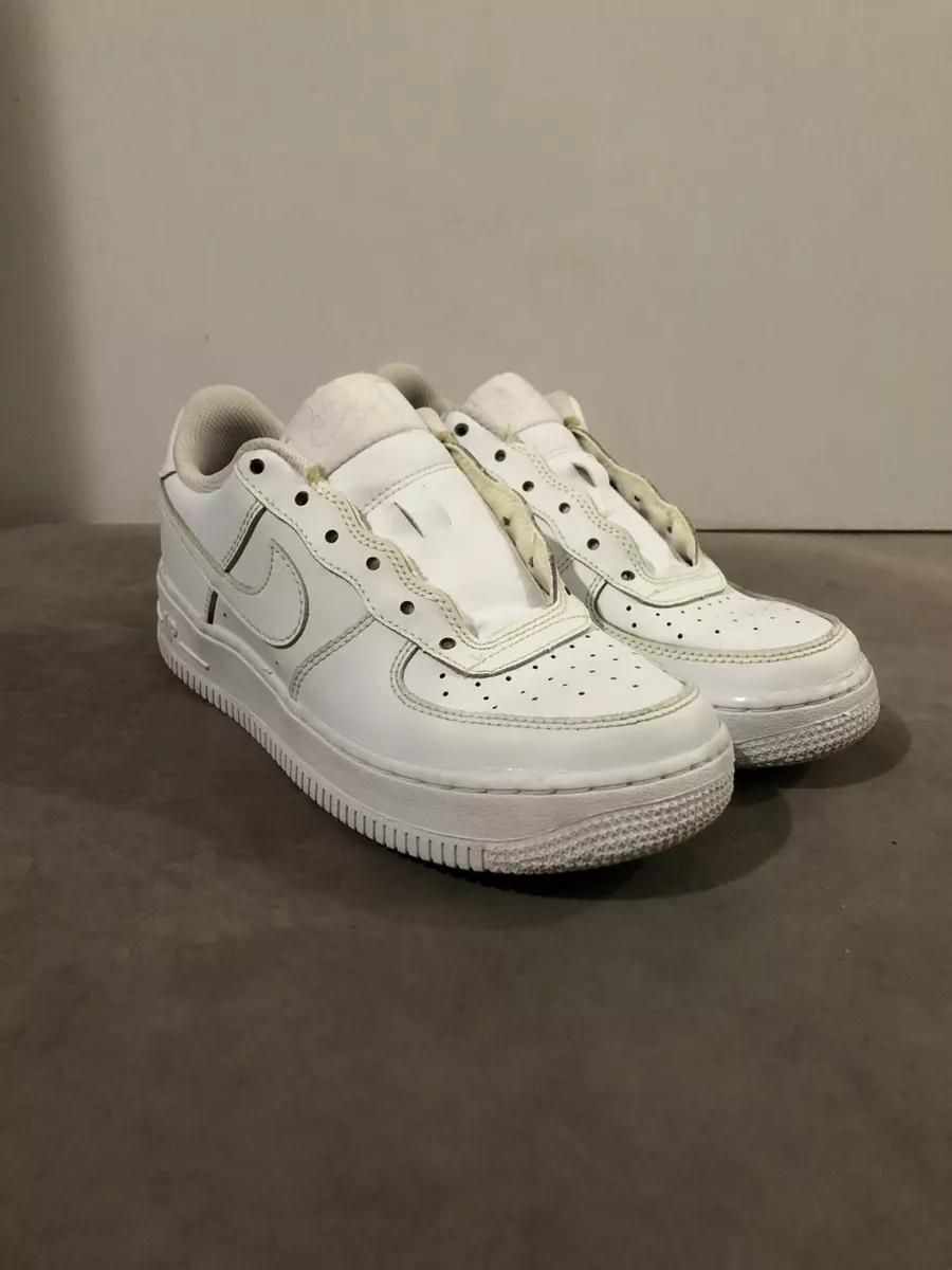 Acompañar Melódico Comparar Nike Air Force 1 Low GS Triple White Size 4Y **No Laces** | eBay