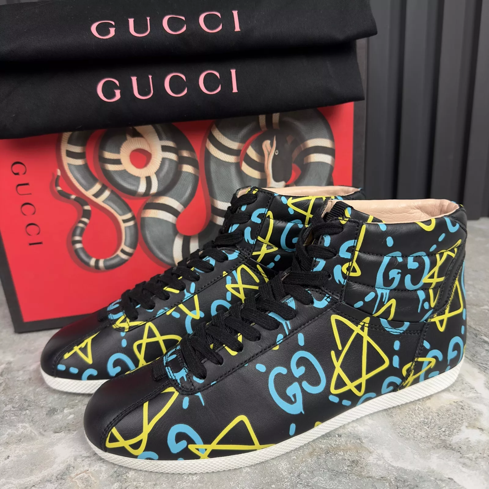 Baskets hautes GUCCI Ghost logo étoiles noires 7,5 US ou 37,