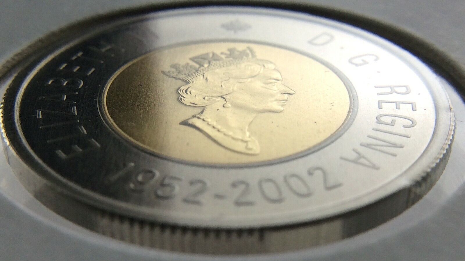 2002 Canada 2 Dollar Toonie Specimen Uncirculated Canadian Coin Two Dollar N562