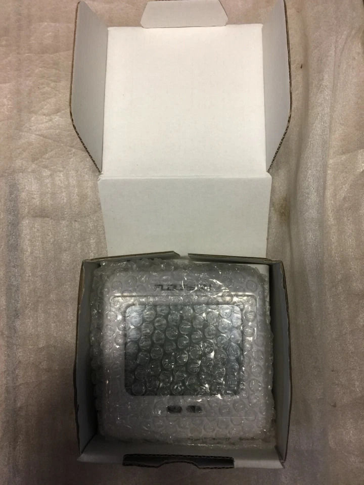 LCD Digital Eletric Heating Thermostat Touch Home Temperature Controller 16A NTC - Image 2 of 3