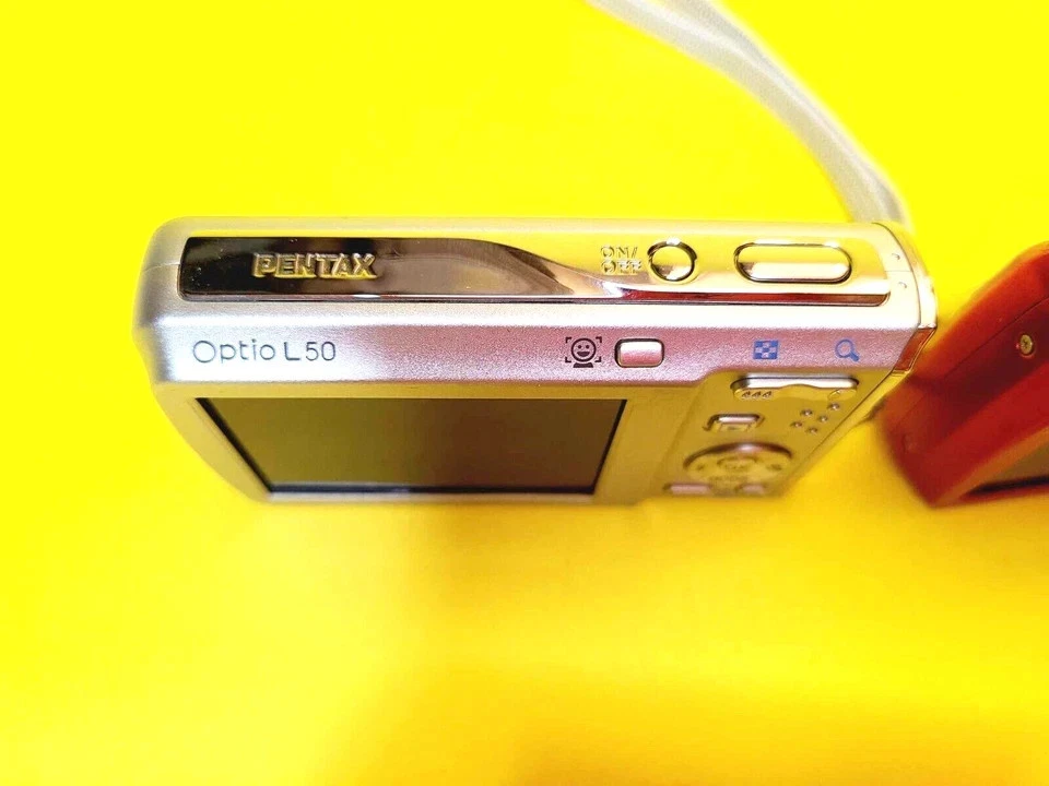 LOT 3x PENTAX DIGITAL VIDEO PHOTO CAMERAS OPTIO L50 OPTIO M60 5X ZOOM RED SILVER - Image 4 of 4