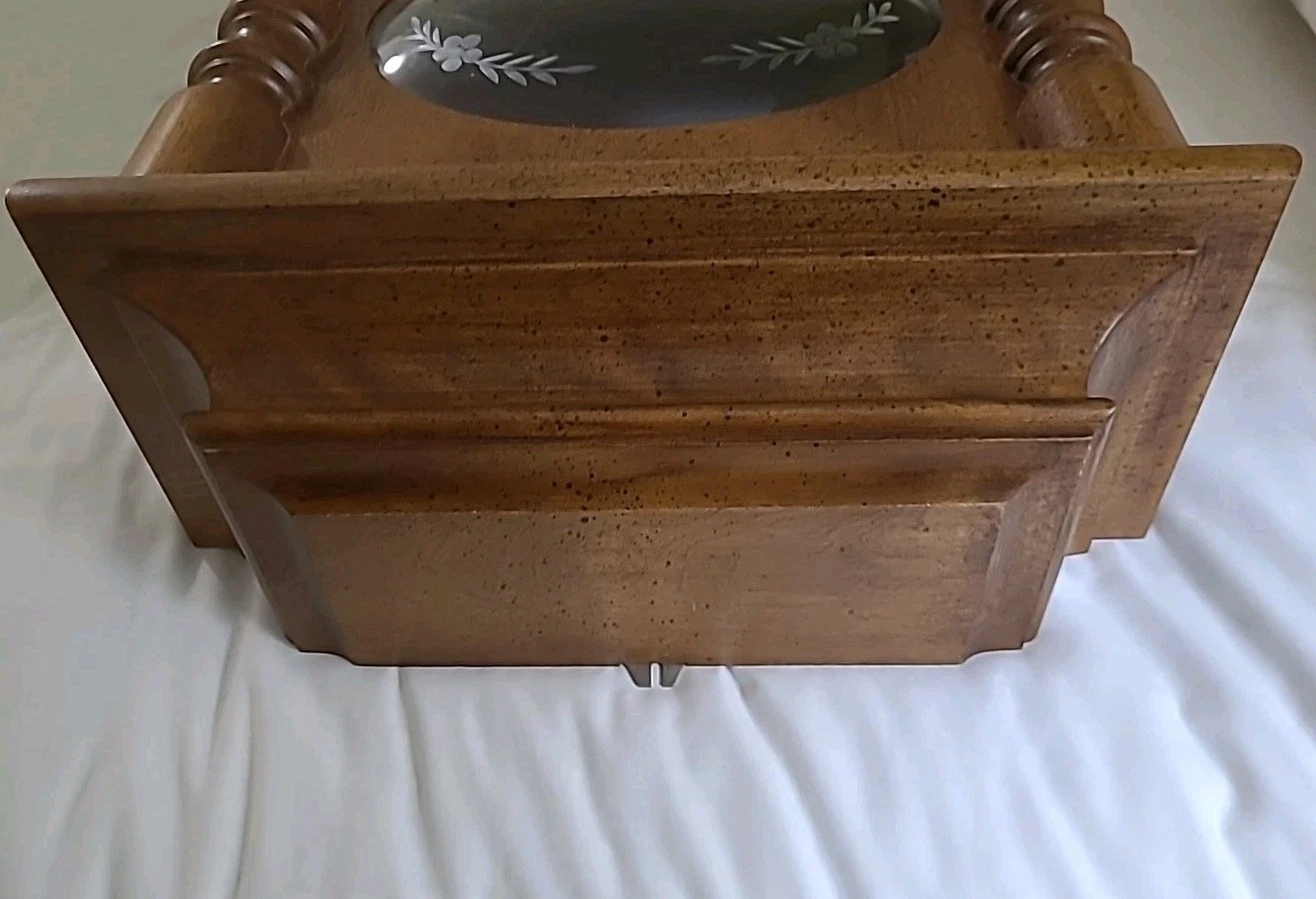 Picture 2 of 10