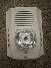 System Sensor P2WH-LF Low Frequency Sounder w/ Strobe WHITE