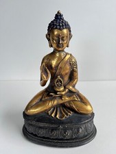 Siedzący Budda wysokość ok. 21,5 cm, waga 485 gramów
