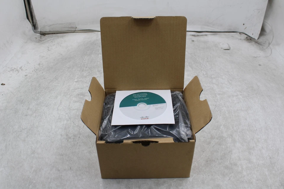 New Open Box Cisco DPC3825 4-Port DOCSIS 3.0 Wireless Wi-Fi Router w/ Adapter - Image 3 of 3