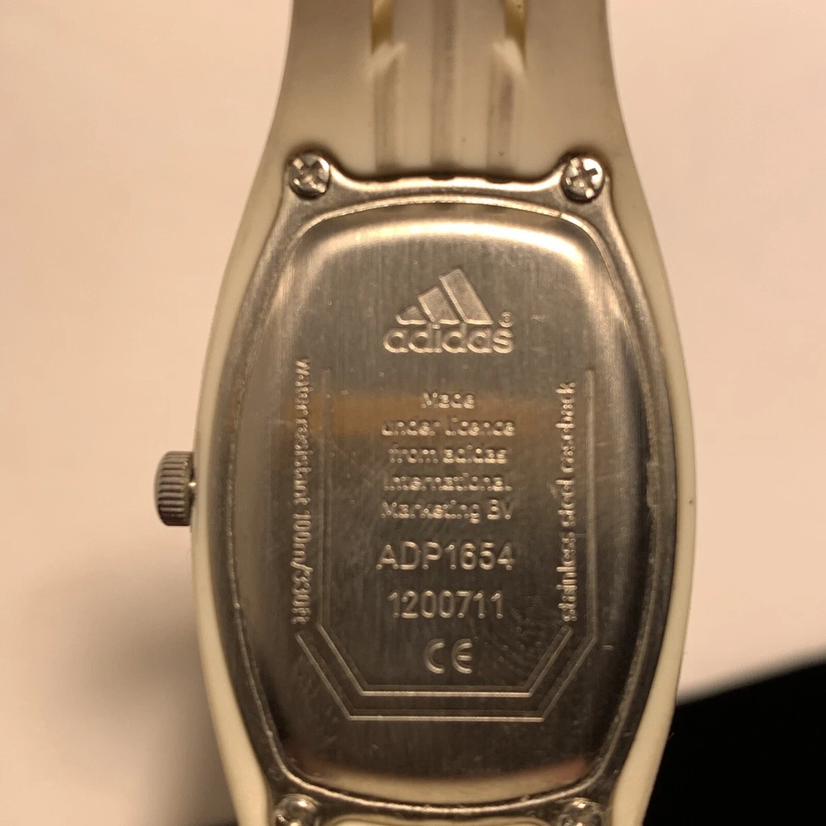 Digital watch with second hand discount