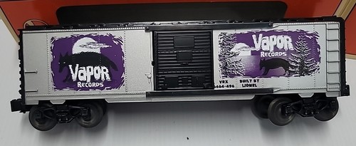 LIONEL TRAINS, #6-29218 "Neil Young Vapor Records Box Car" NUEVO/con caja - Imagen 8 de 11