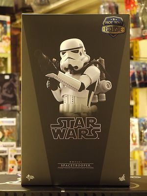 Hot Toys 1/6 Scale Star Wars Spacetrooper SW Celebration Hot Toys 1/6 Scale Star Wars Spacetrooper SW Celebration