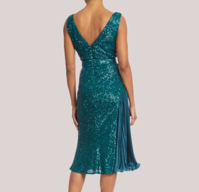badgley mischka green chiffon dress Pleated V Neck Gown