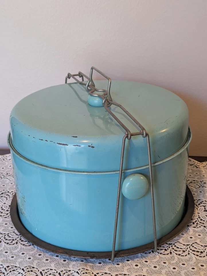 Portador de Pasteles Robins Huevo Azul Años 50 De Colección con Diseño Floral Dorado y Blanco Apagado Foto 4 de 4