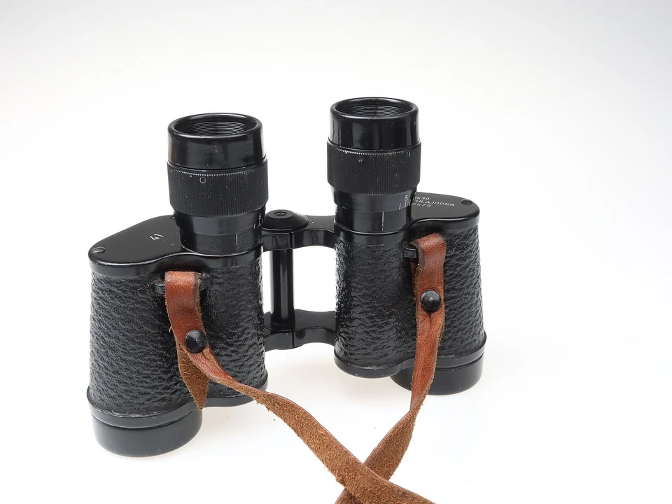 Tulajdona M.H.SZ. 8x30 Q1 Fernglas Ungarn Verteidigungsministerium 98307 - Bild 2 von 4