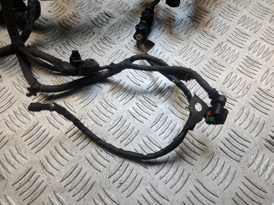 VAUXHALL MOKKA ENGINE WIRING LOOM 95308640 1.6 PETROL A16XER MK1 2012 - 2016 - Image 2 of 4