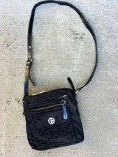 Women’s Medium Black Logo Crossbody Bag Zip Closure Adjustable Strap Pockets