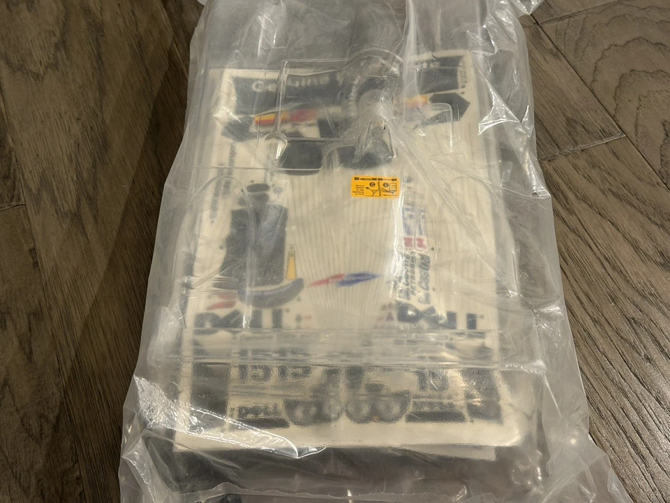 Vintage HPI Super Nitro RS4 7512 BMW V12 LMR COMPLETE Body & Decal Sticker Set. - Image 3 of 4