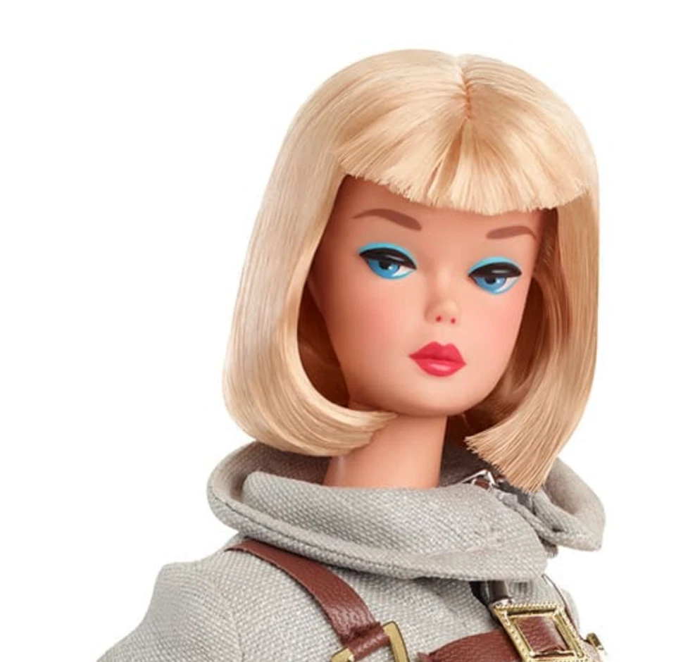 Barbie 2025 Miss Astronaut 60th Anniversary Doll NRFB - Photo 1/4