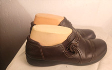 Clarks Collection Womens 8 M Brown Leather Slip On Loafers 13