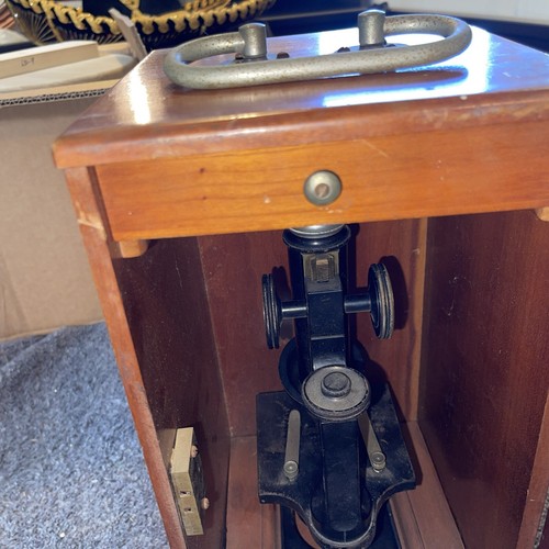 Antique Brass Bausch & Lomb Optical Co Microscope In Box accessories and slides - Picture 10 of 12