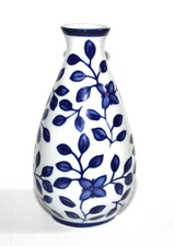 The Bombay Company Blue and White Bud Vase Floral  L1