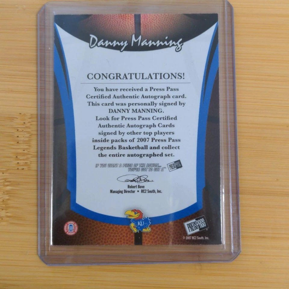 Prepass Legendary Lagacy Danny Manning 2007 The University of Kansas automático/25 Foto 2 de 4