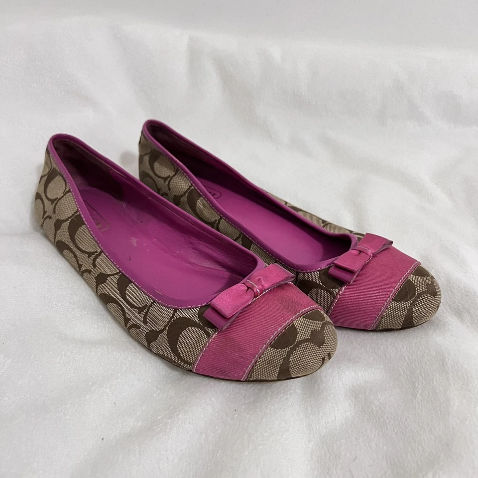 Zapatos Coach Logo Ballet Tostado y Rosa Talla 9 Lazo Encaje Frontal Preppy Foto 2 de 4