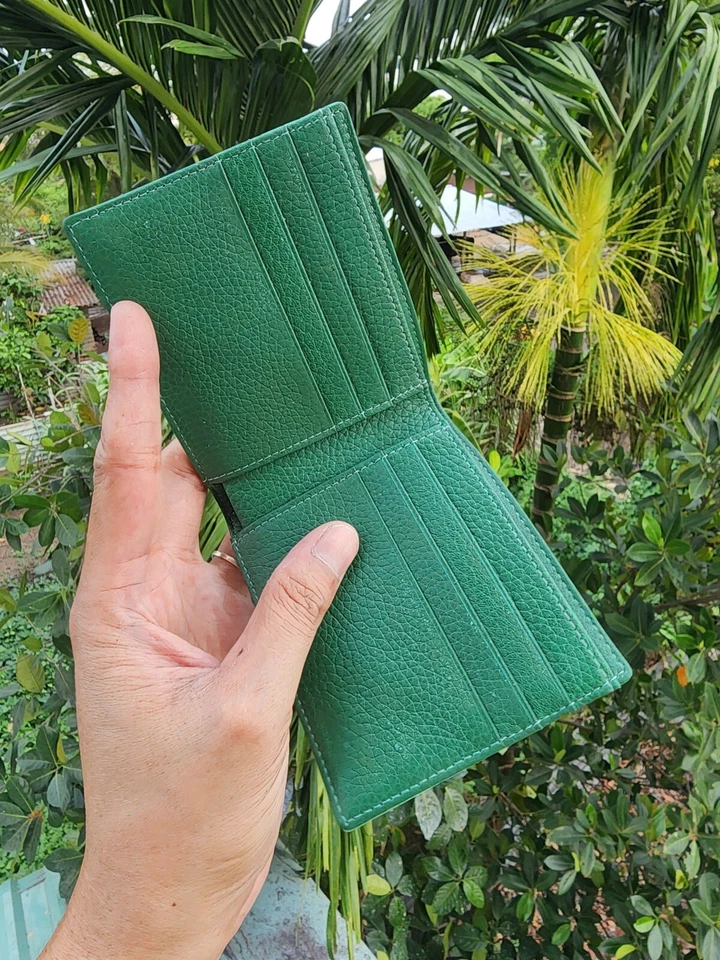Green 100% Genuine Ostrich Body Leather Skin Men's Bifold Wallets,Handmade - Image 4 of 4
