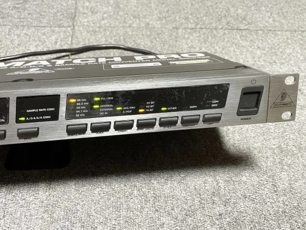 BEHRINGER SRC2496 AD/DA Sampling Rate Converter Tested and working fine good F/S - Image 3 of 4