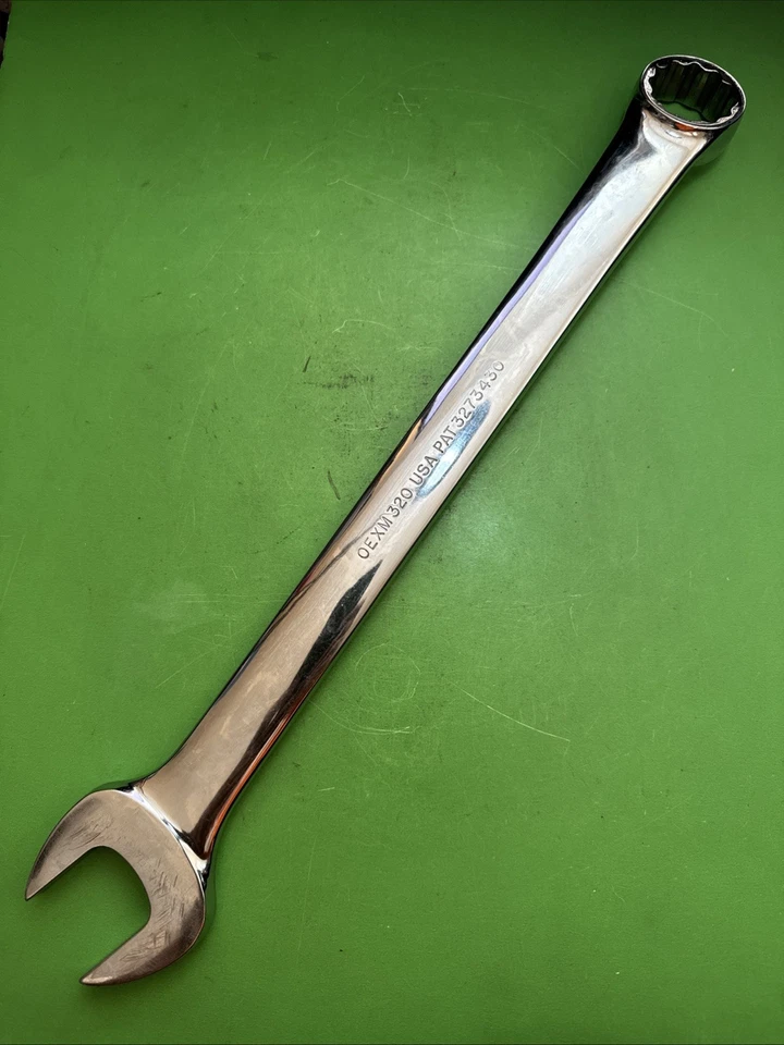 Snap-On Tools USA 32mm Metric 12 Point Flank Drive Combination Wrench OEXM320 - Image 4 of 4