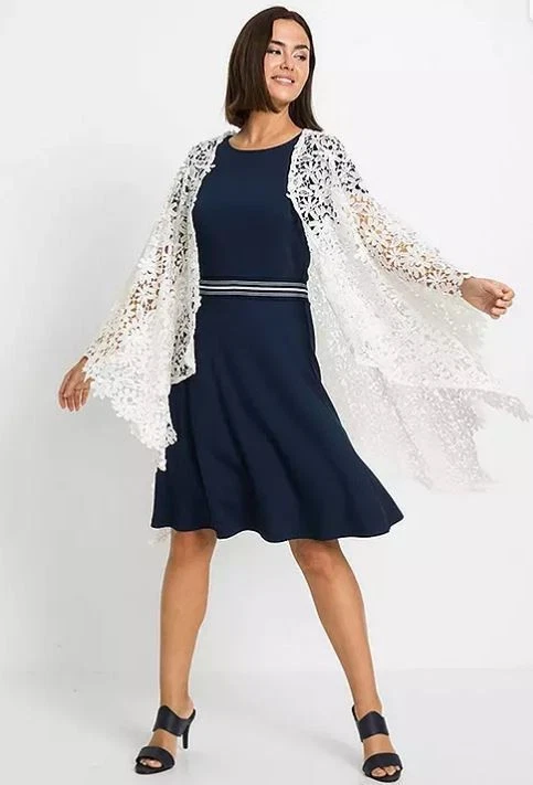 FREEMANS Ivory Lace Poncho One Size (fm195-6)