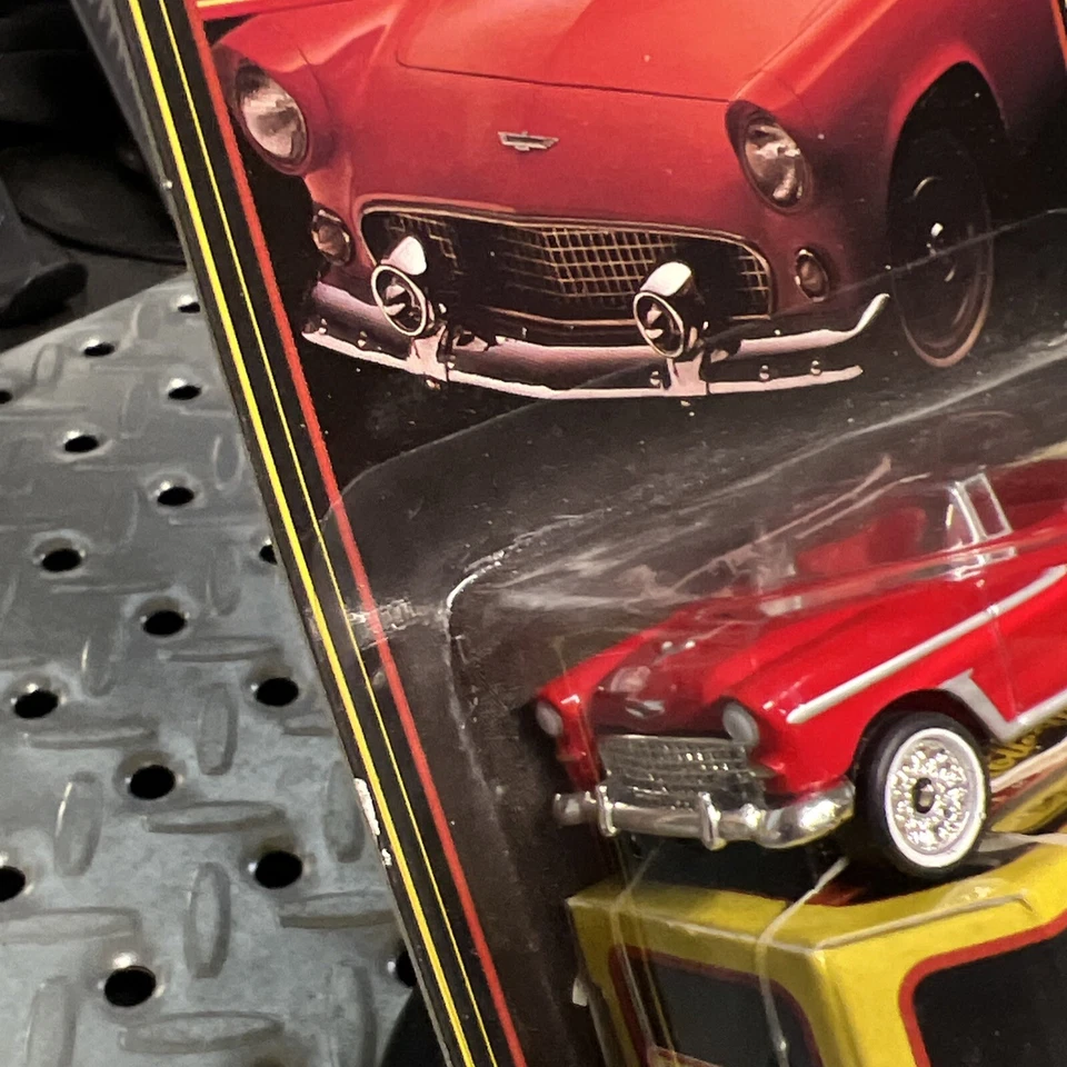 Chevy Chevrolet convertible Matchbox Collectibles Premiere Nostalgia 1955. Sin usar, en caja Foto 4 de 4