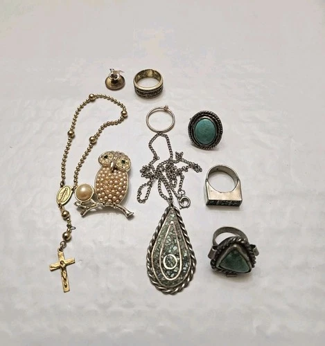 Vintage Costume Jewelry Lot Pre Owned Condition Silverplated, Goldtone Used