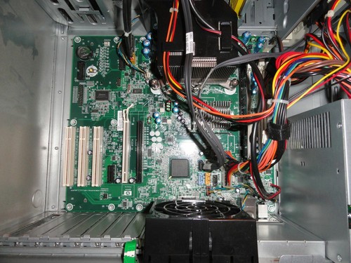 HP DC7900 Intel Core Quad Q9400 2,66 GHz, 2 GB RAM, 160 GB Festplatte Windows 10 PRO, #122 - Bild 10 von 10