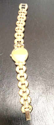 Raymond Weil Swiss made Ladies watch 18 karate electroplated  display picture 1