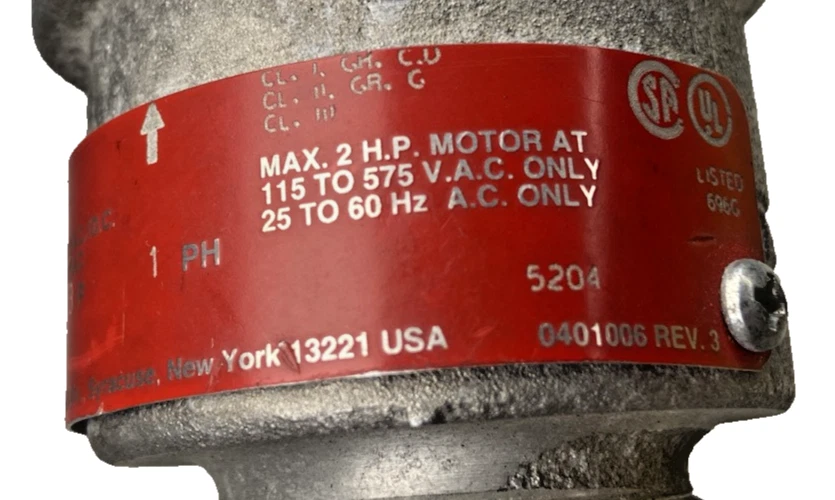 Daniel Woodhead Impermeable GFCI Receptáculo Serie 3000 Crouse Hinds BP69 M Enchufe Foto 4 de 4