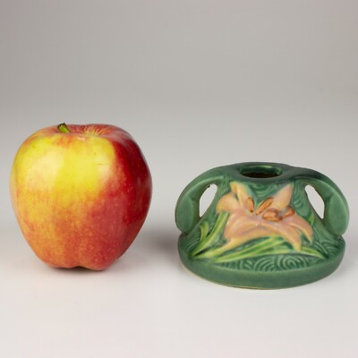 Roseville Pottery Zephyr Lily Single Candle Holder, Shape 1162-2