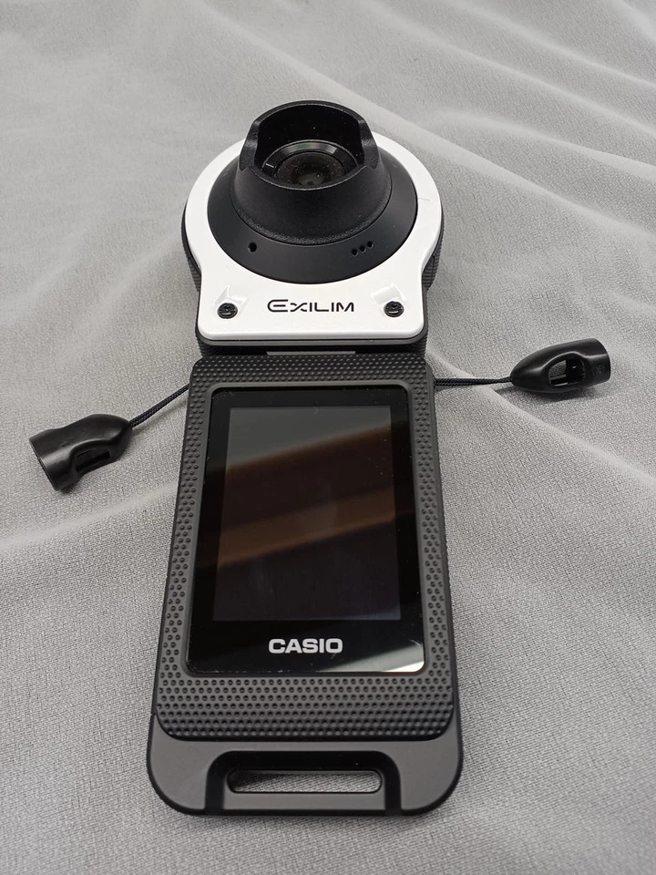 CASIO EX-FR10 Action Camera - Compact, Versatile, Outdoor Use - Image 3 of 4