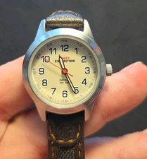 Women's TIMEX "Expedition" Watch Indiglo Water Resistant 50 M Leather Band EUC