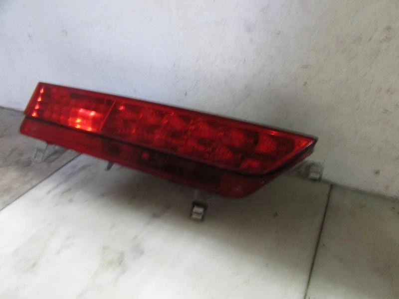 LUZ TRASERA BMW 745I Rh 2003 OEM tapa montada Foto 4 de 4