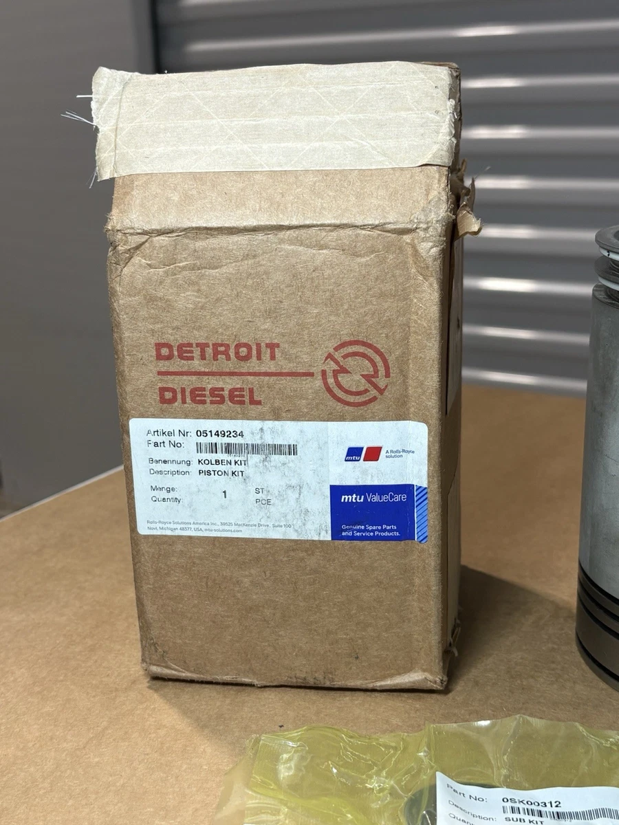 Genunie MTU Detroit Diesel 05149234 Piston Kit photo 3