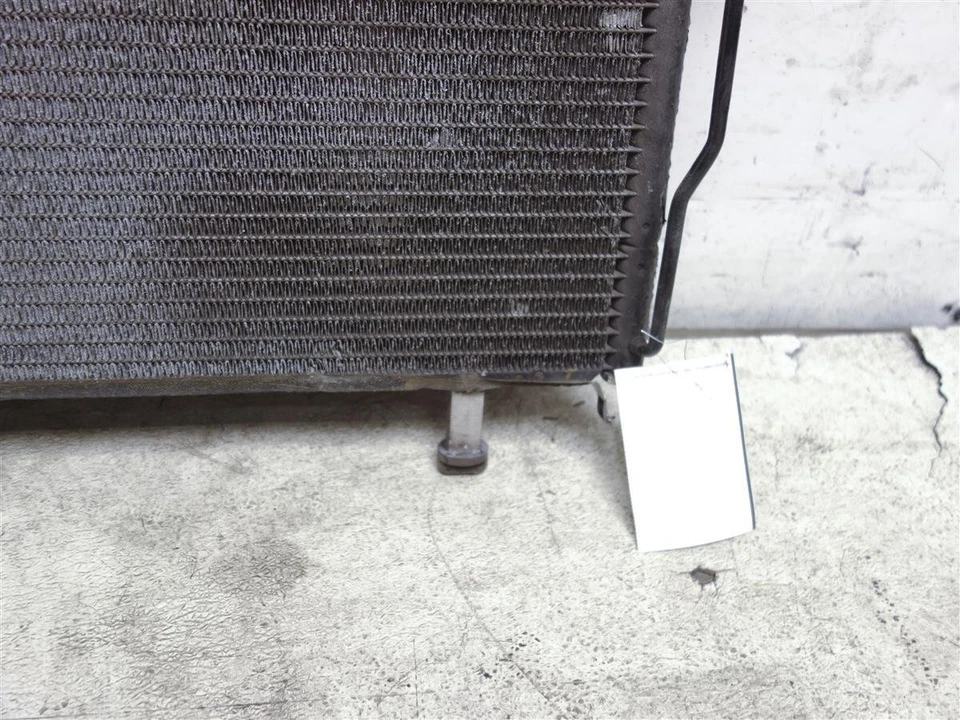 Nissan Pathfinder 1998-2004 aire acondicionado aire acondicionado condensador 92110-2W100 Foto 4 de 4