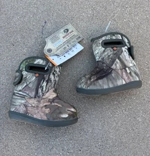 Bogs II mossy oak size 8 toddler new no box