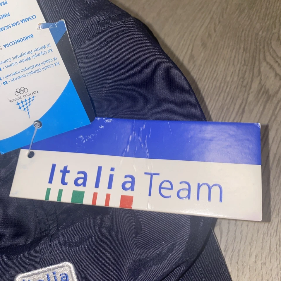 全新带标签 Italia Team Torino Olympics 5 面板帽子亚瑟士蓝色意大利帽可调节 — 第 3/4 张图片