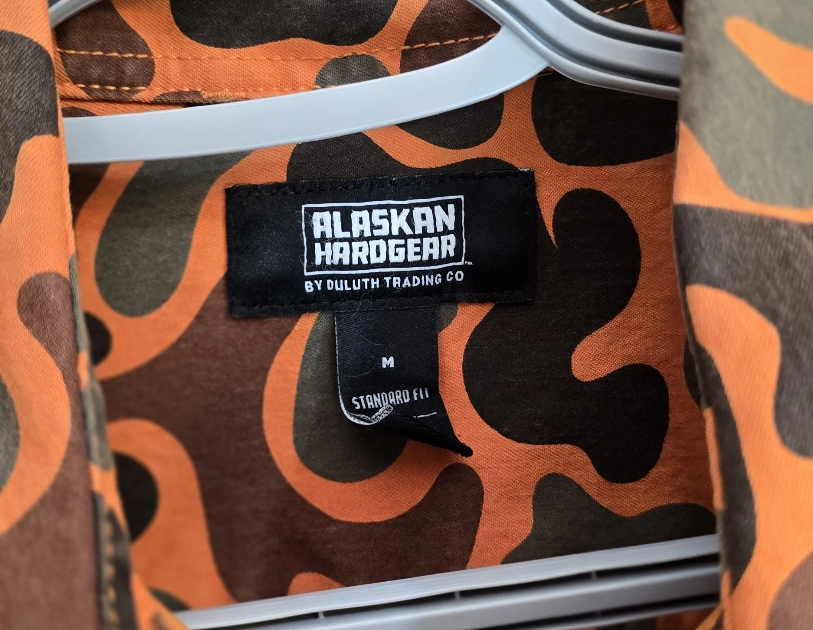 ALASKAN HARDGEAR AKHG Stone Run Overshirt Bright Orange Duck Camoflauge mens M - product detail image 2