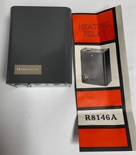 UNUSED Vintage Honeywell R8146A Heating Relay Part (A7)