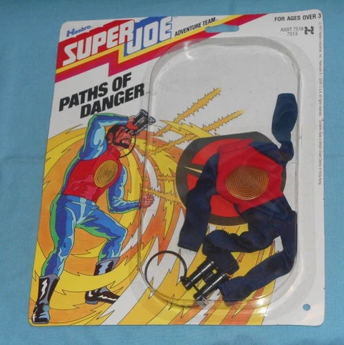vintage Hasbro G.I. GI JOE gijoe SUPER JOE -- PATHS OF DANGER outfit MOC